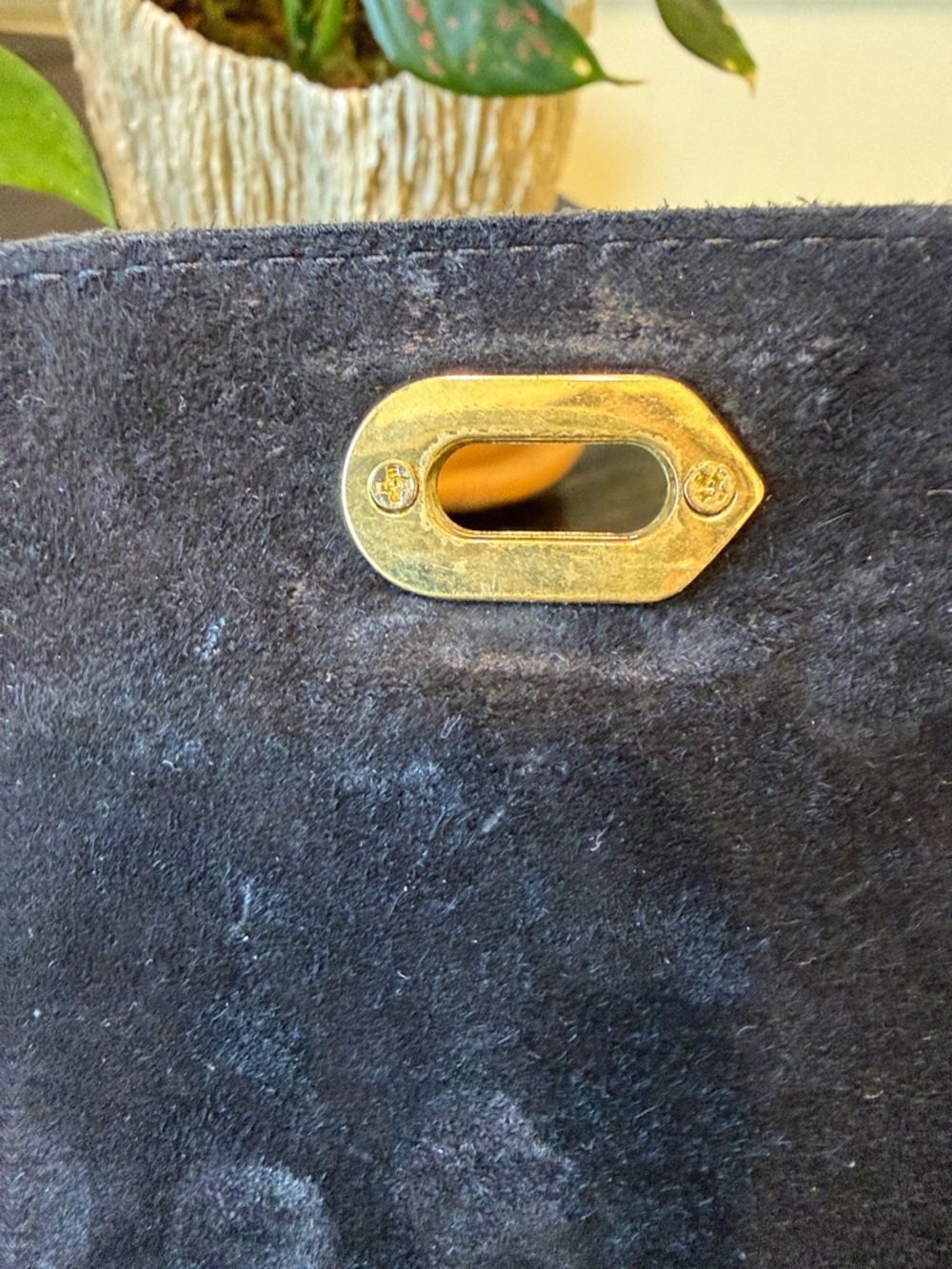 CLARE V. Turnlock Louis-Black - Picture 8 of 16